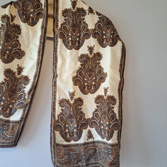 Preswick and Moore  Rectangular Scarf Paisley Print  100 % Linen Linings 100 % - Picture 3 of 10